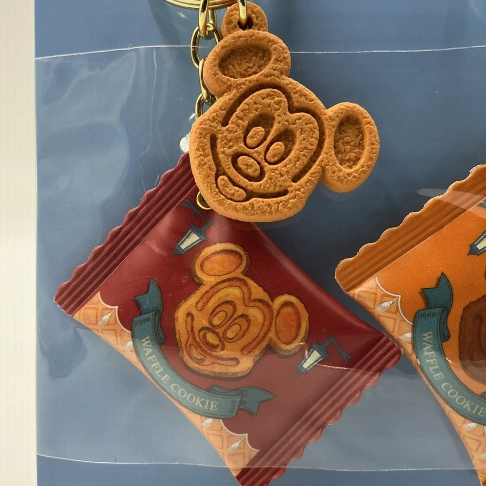 Tokyo Disney Resort Mickey Waffle Cookie Keychain Set 2pc Japan Exclusive NWT